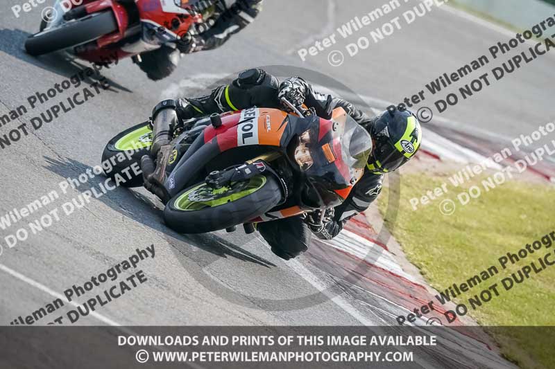 donington no limits trackday;donington park photographs;donington trackday photographs;no limits trackdays;peter wileman photography;trackday digital images;trackday photos